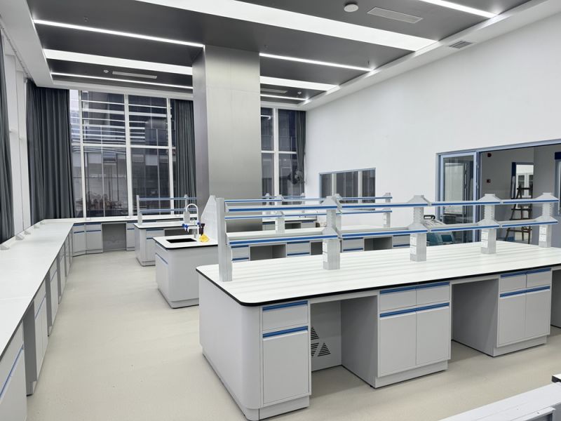 圆弧形双色拉手